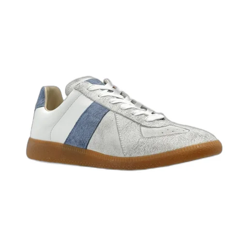 Low-Top Sneakers