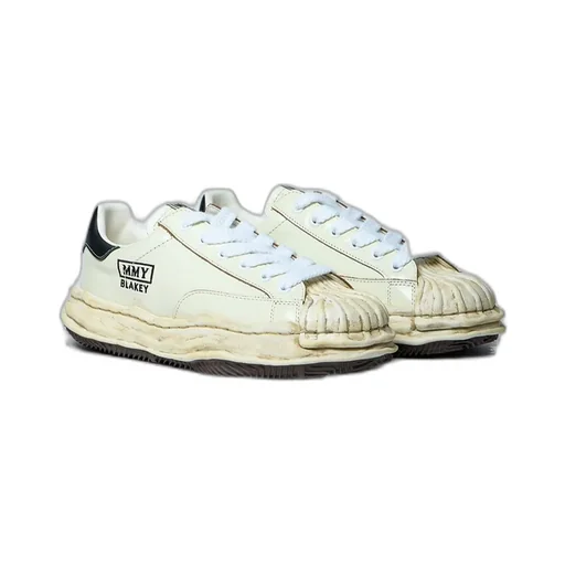 Blakey Sneakers