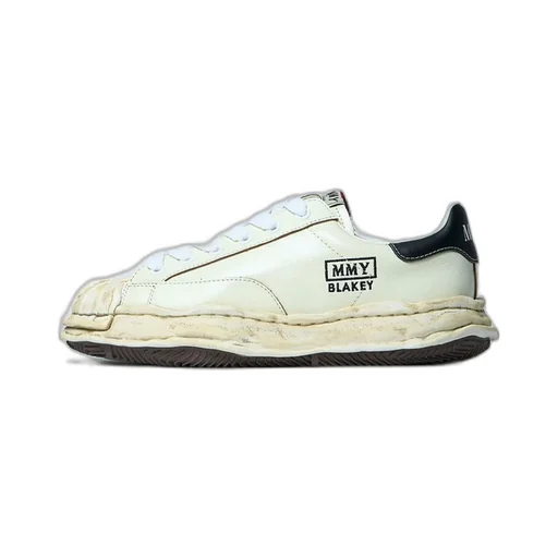 Blakey Sneakers
