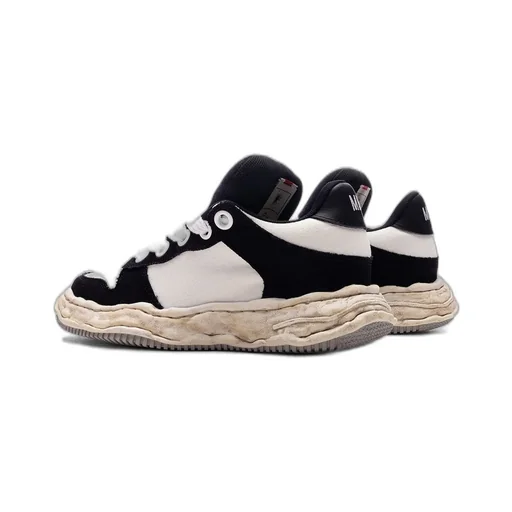 Low Top Sneakers