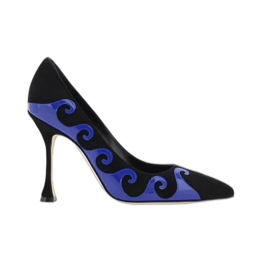 Pointed-Toe Pumps With Wave Motif