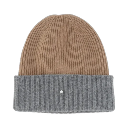 Ribbed Beanie With Star Detail