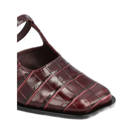 Mary Jane Pumps