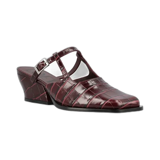 Mary Jane Pumps