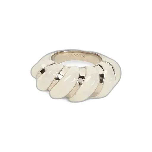 Twisted Ring