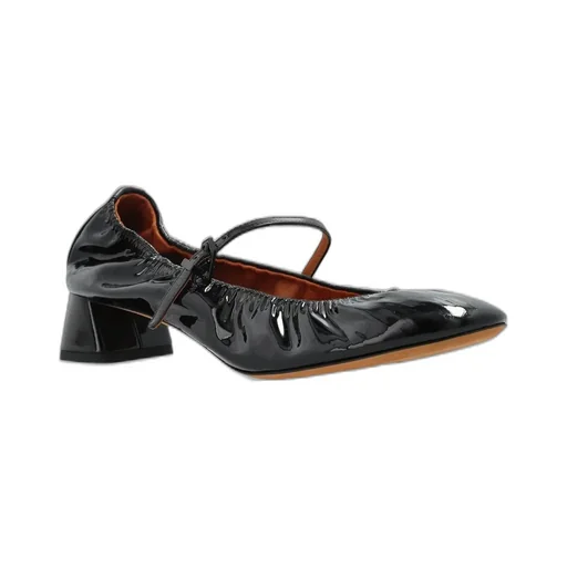 Mary Jane Pumps