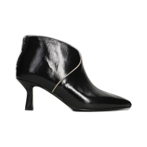 Pointed Toe Ankle Boots