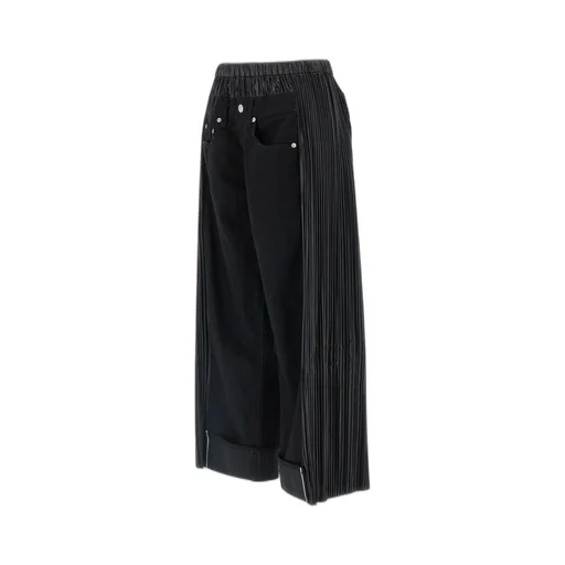 Wide-Leg Jeans