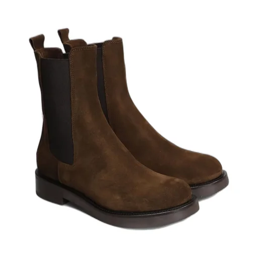 Chelsea Boots