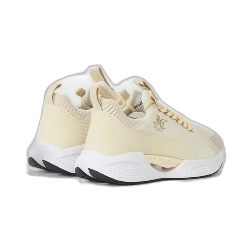 Low-Top Sneakers