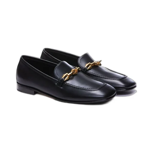 Loafer With Chain Detail