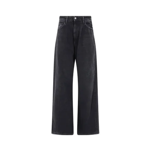 Wide-Leg Jeans