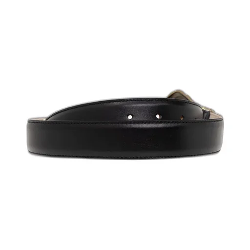 Belt With Twisted Buckle