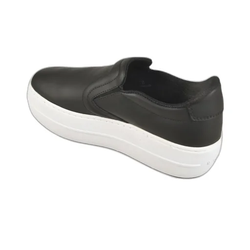 Slip-On Sneakers
