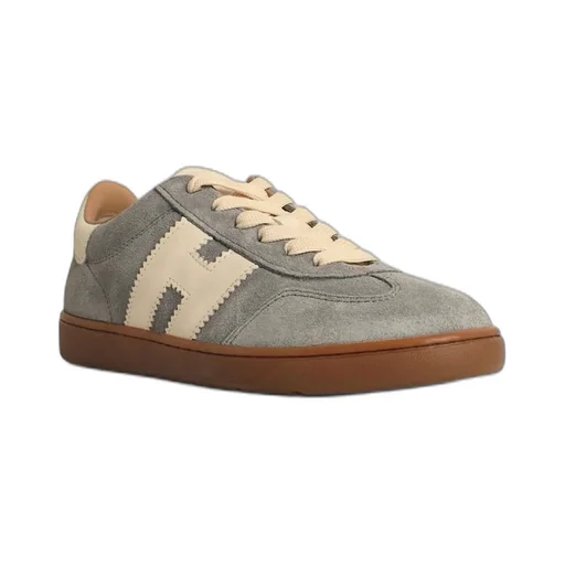 Low-Top Sneakers