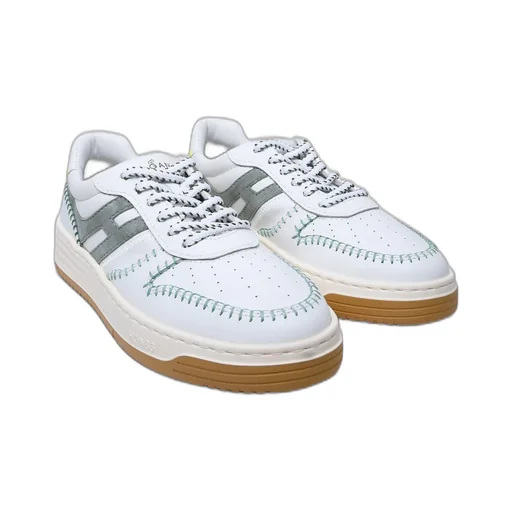 Low-Top Sneakers
