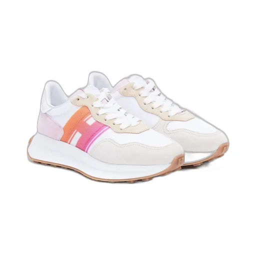 Low-Top Sneakers