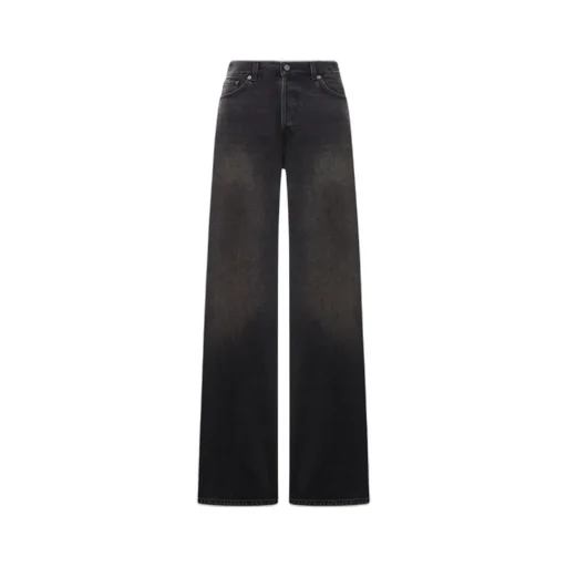Wide-Leg Jeans