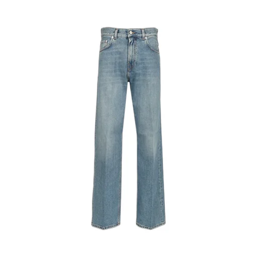 Wide-Leg Jeans