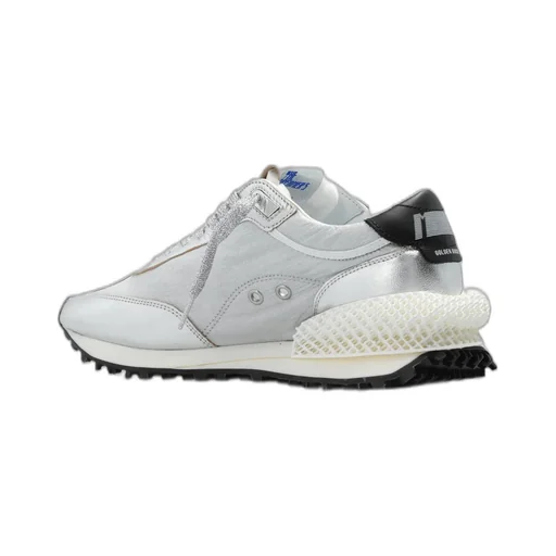 Sneakers With Star Detail