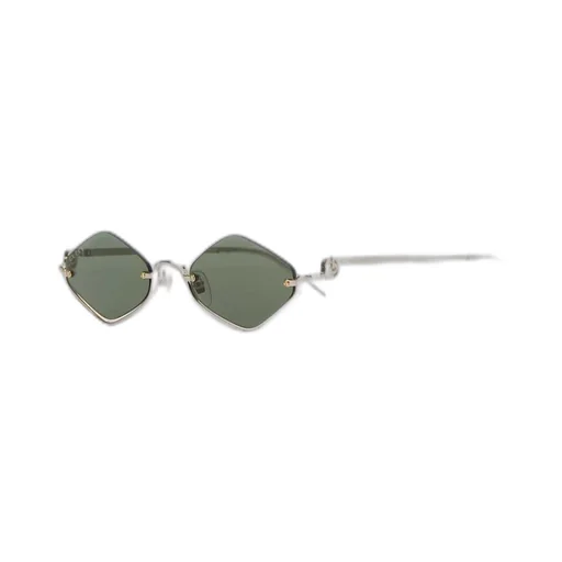 Diamond-Shaped Sunglasses