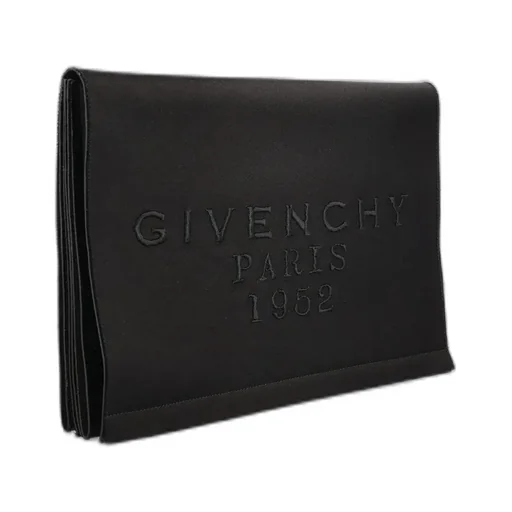 Pouch