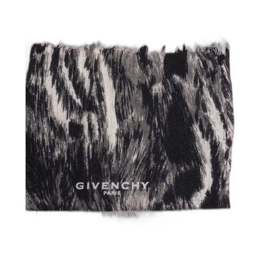 Scarf With Animal Print