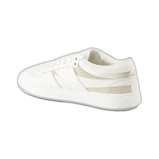 Giv 1 Sneakers