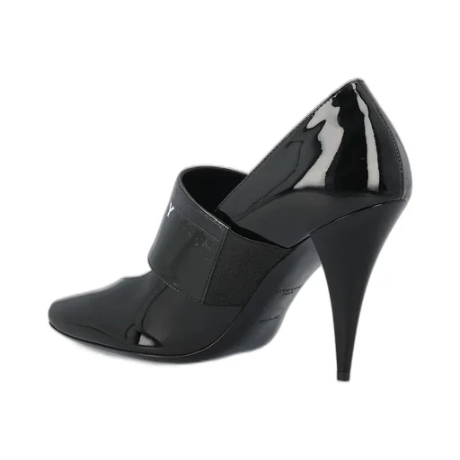 Mary Jane Pumps