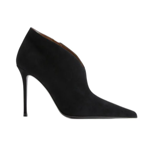 Pointed Toe Ankle Boots