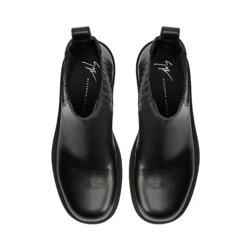 Chelsea Boots