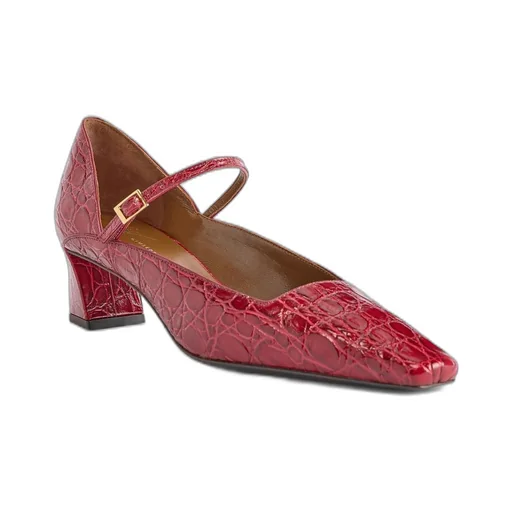 Mary Jane Pumps