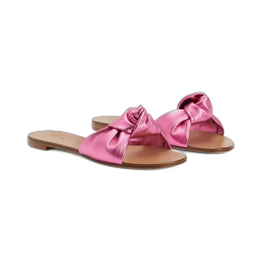 Flat Sandals With Bow Detail