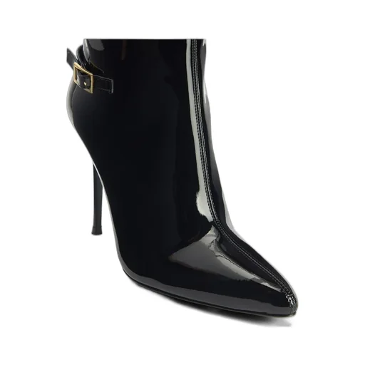 Knee-High Boots With Buckle Straps