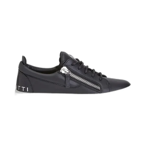 Low-Top Sneakers