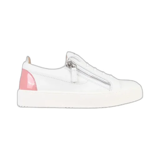 Low-Top Sneakers