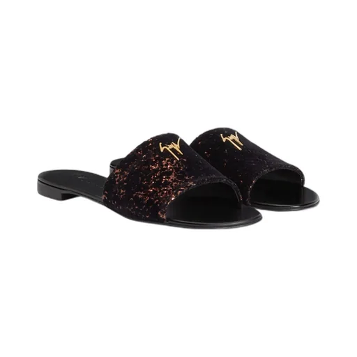 Flats With Glitter Embellishment