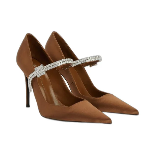 Mary Jane Pumps