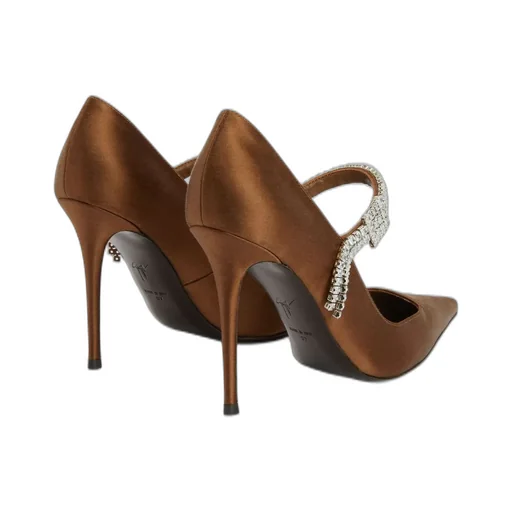 Mary Jane Pumps