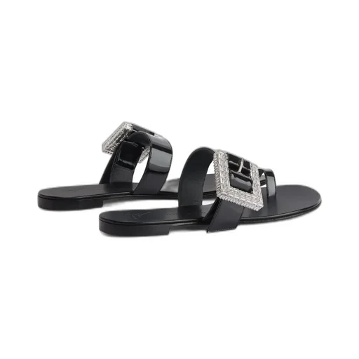 Flat Sandals With Embellished Buckle