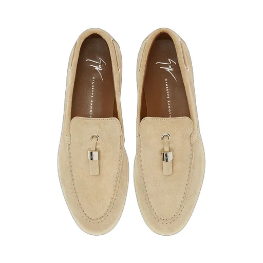Loafer With Tassel