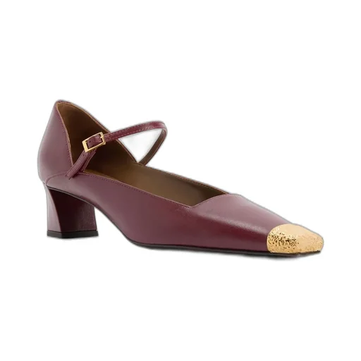 Mary Jane Pumps