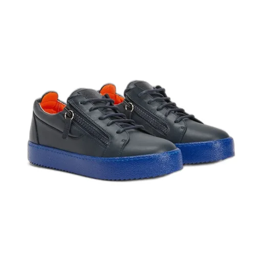 Low-Top Sneakers With Side Zip