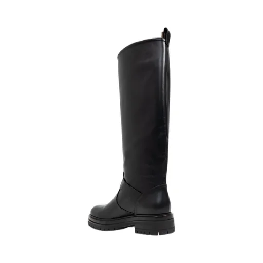 Tall Boots With Buckle Detail