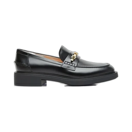Loafers With Chain Detail