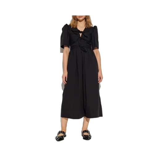 Dress With Bow Detail