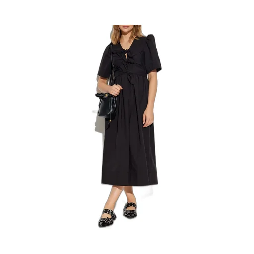 Dress With Bow Detail