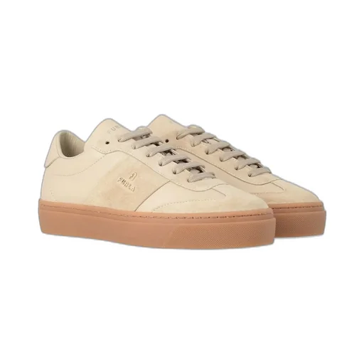 Low-Top Sneakers