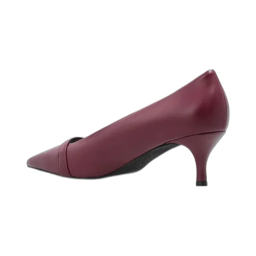 Pointed Toe Kitten Heel Pumps