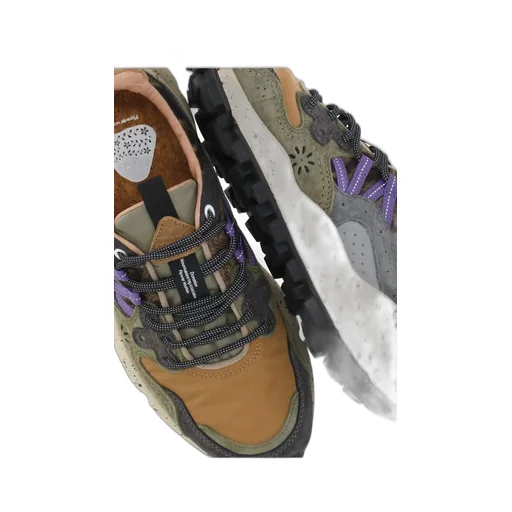 Low-Top Sneakers